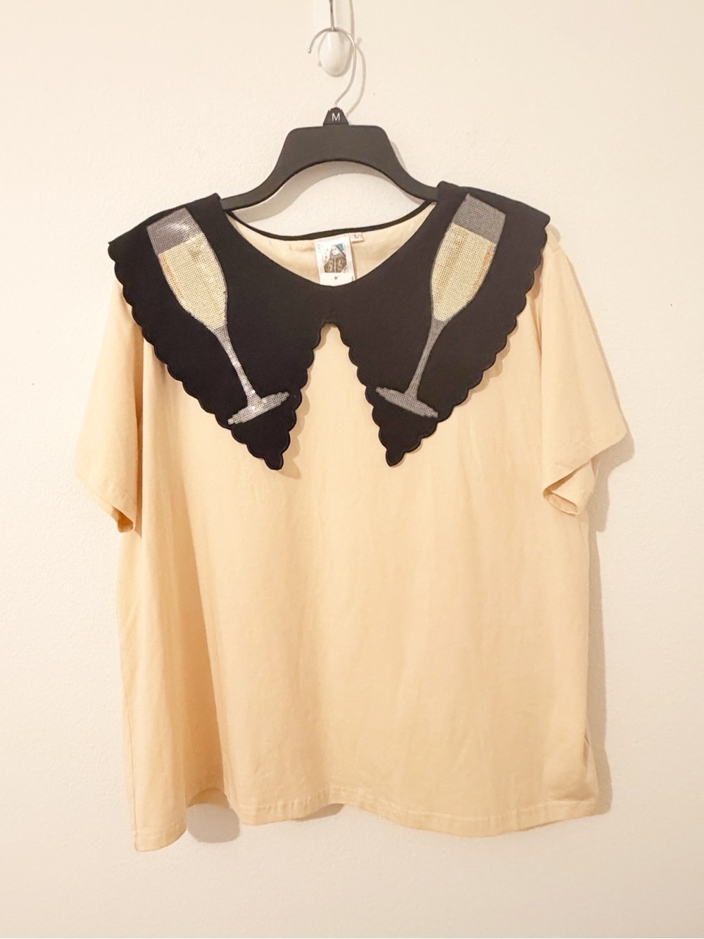 Queen of Sparkles Champagne Glass Tan Black Shirt Tee Sequin Size Large L *